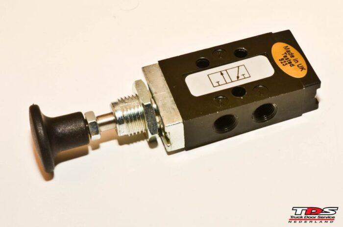 3/2 ventiel drukknop zwart G1/8 incl. 2xRiki 8x1/8" tbv noodbediening, QPlus
